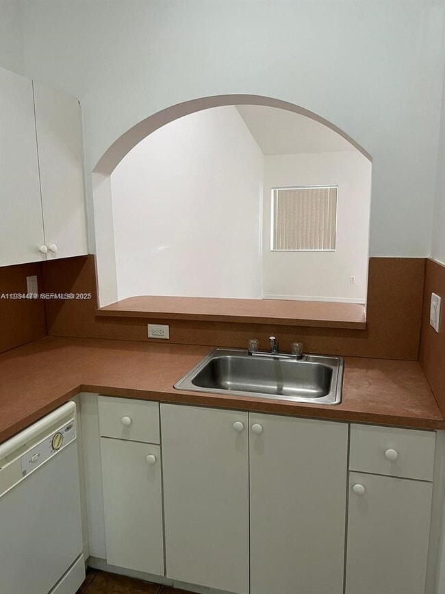 Photo - 2911 SE 13th Rd Unidad 204-40