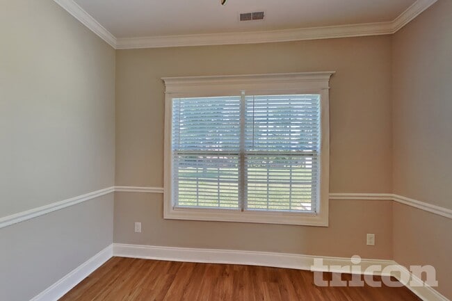 Photo - 1306 Crescent Ridge Drive