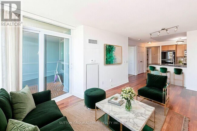Photo - 25 Greenview Ave Unit 2422