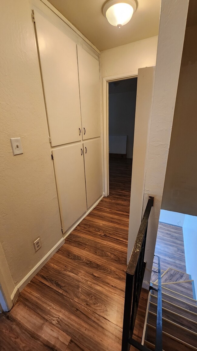 Photo - 541-553 Admiral Callaghan Ln.