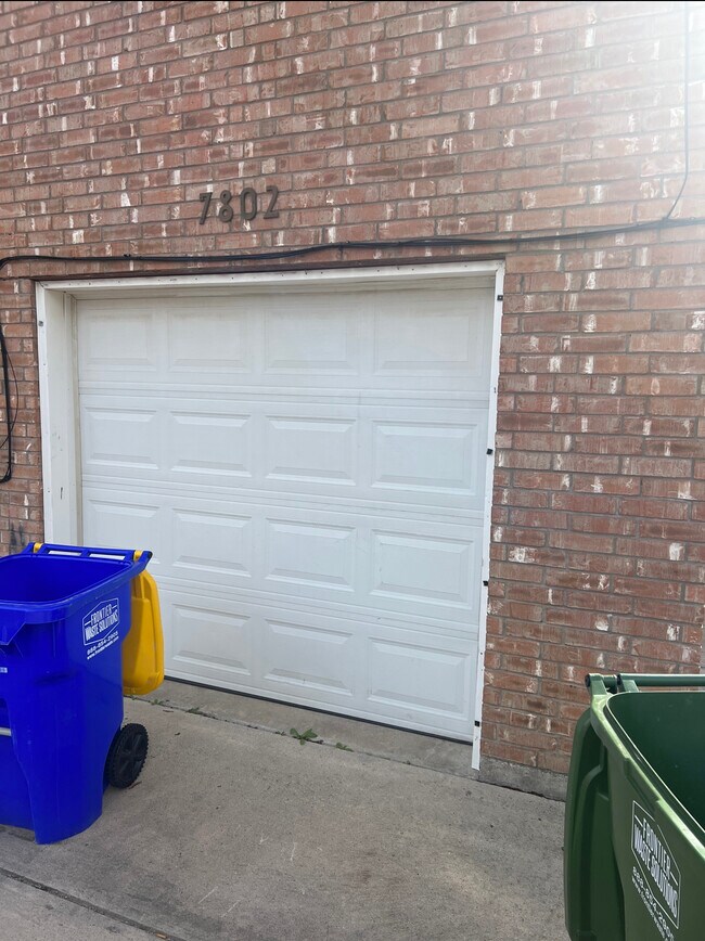 Building Photo - 7802 Downe Dr