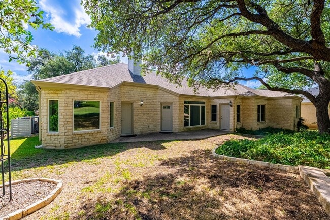 Photo - 1411 Lakeway Dr
