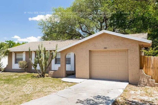 Photo - 990 Vincent Dr