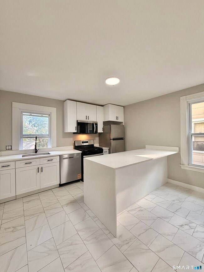 345 Ellsworth Ave