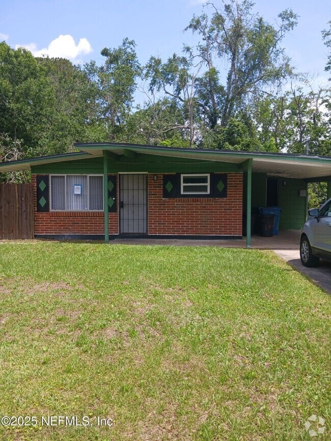 Building Photo - 2755 Sunny Acres Dr N Rental