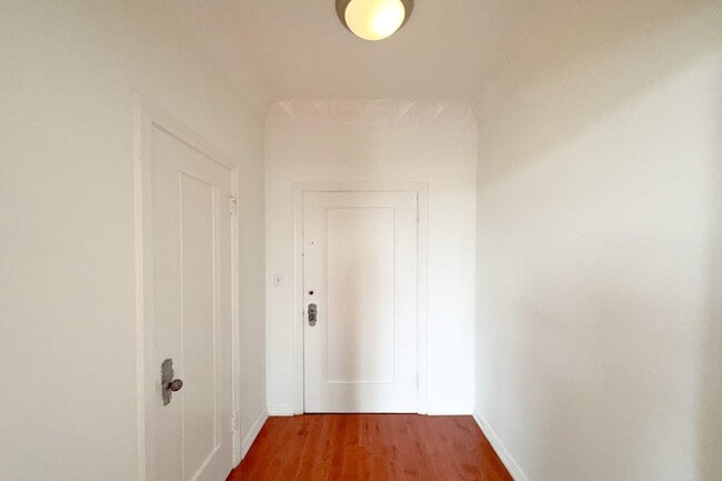 Photo - 1314 Hayworth Ave