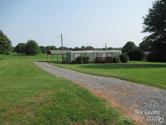Building Photo - 3487 Avery Rd Rental