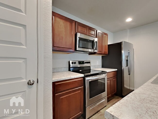 Photo - 13011 Lineberry Ln