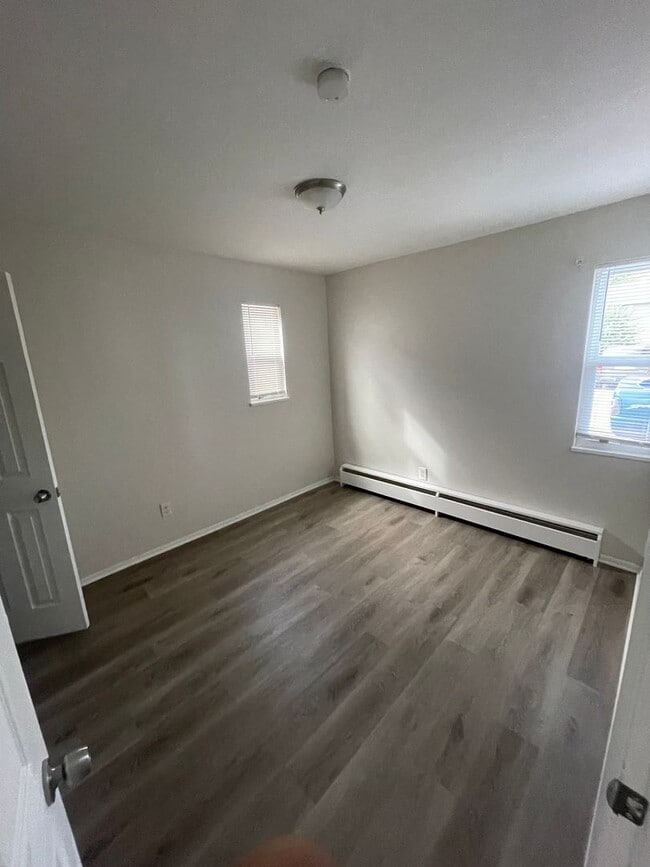 Photo - East Boulder - 2BR/1BA - AVAILABLE August 1st 2026 Unidad 3
