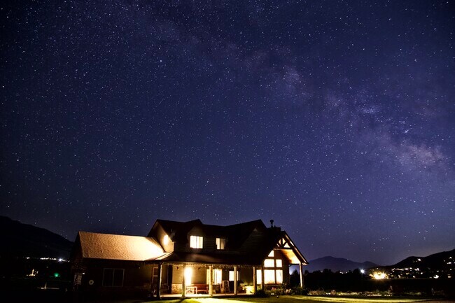 Building Photo - 4672 N 2900 E