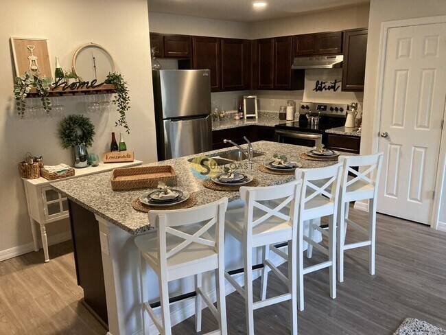 Photo - 7625 Mailes Ct Unidad 7625101