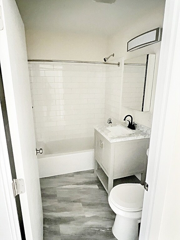 Photo - 1027 Commonwealth Ave Unidad 20