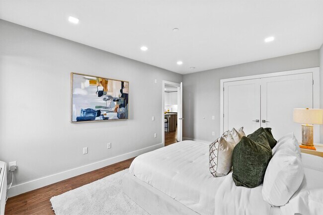 Photo - 60-64 68th St Unit 207