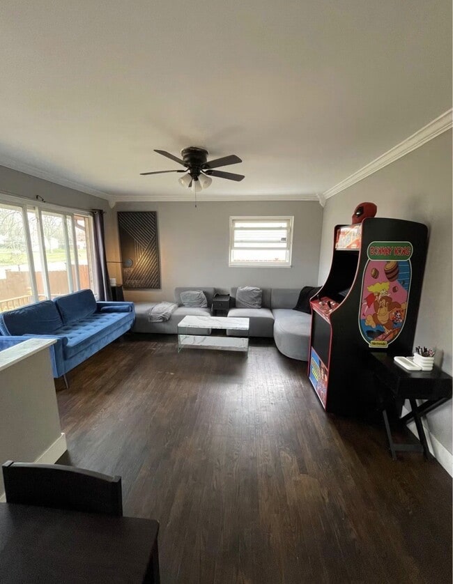 Photo - 3201 Ronald St