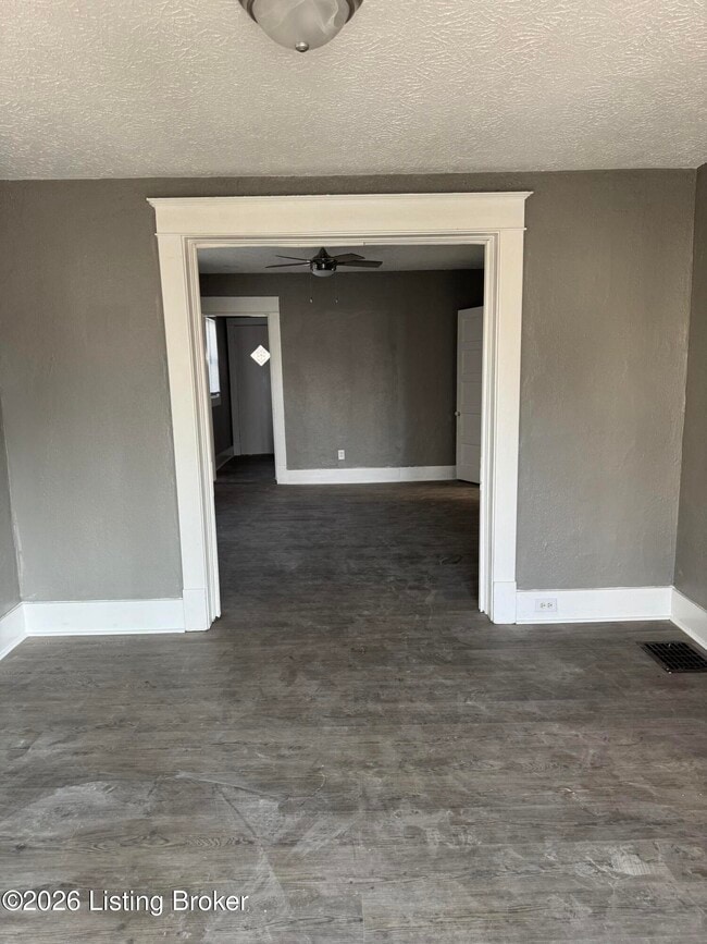 Photo - 829 S 37th St