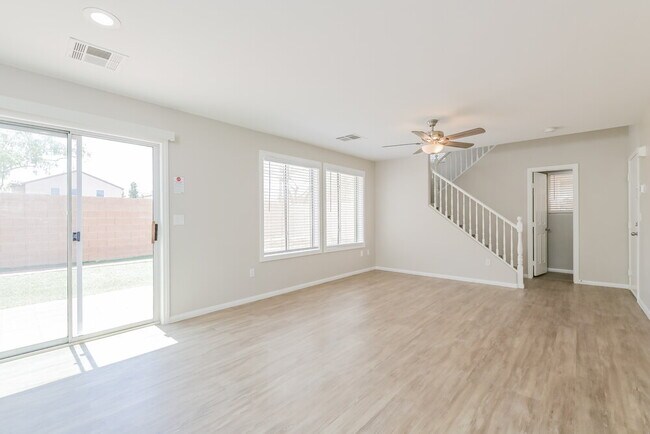 Photo - 5007 Pine Mountain Ave