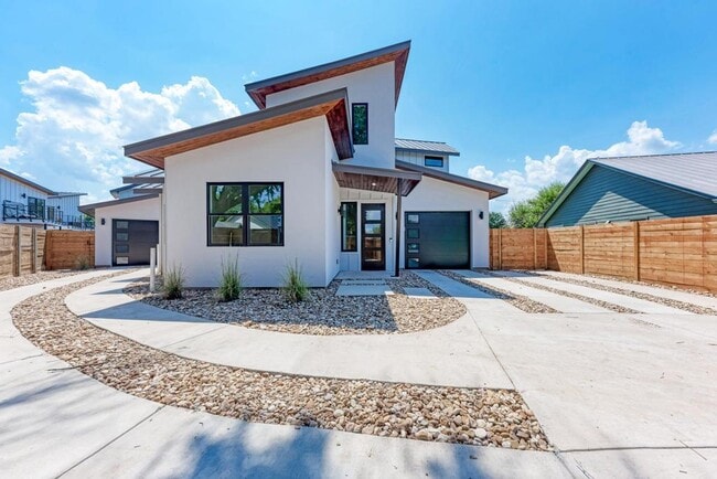Photo - 200 Tillery Square