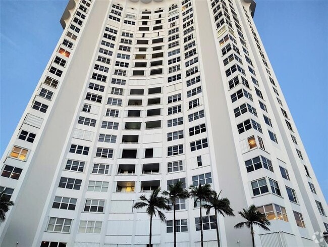 Building Photo - 1340 S Ocean Blvd Unit 503 Rental