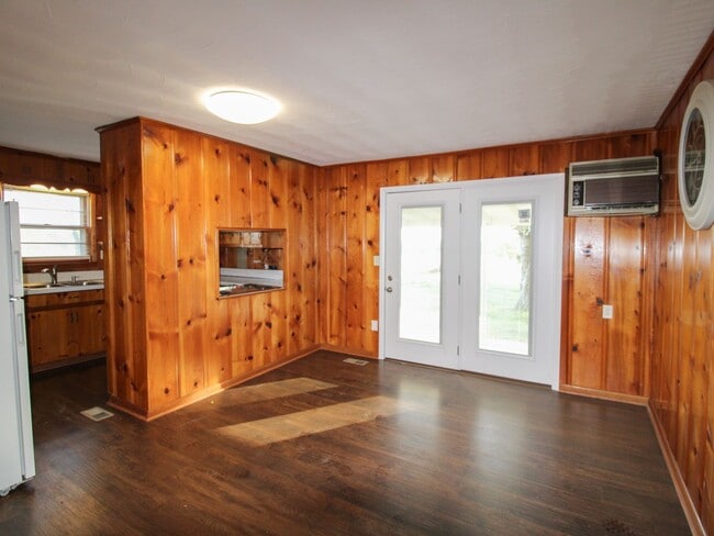 Photo - Nice Home close to Ardmore!