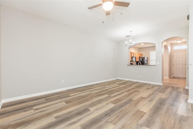 Photo - 1125 Grantham Dr