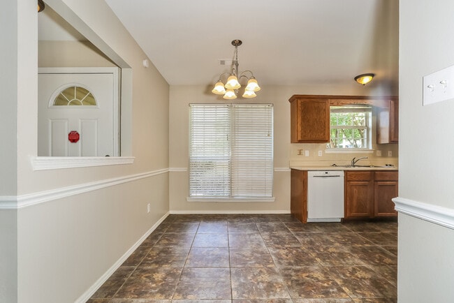 Photo - 1826 Auburn Hills Dr