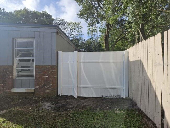 Photo - 7406 Nolton Way