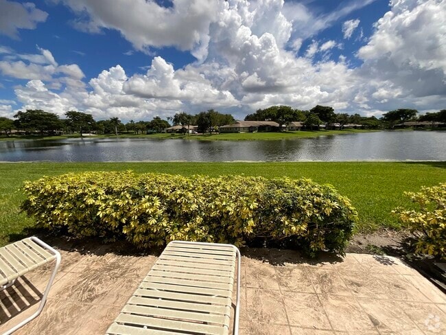 Building Photo - 18856 Argosy Dr Unit C Rental