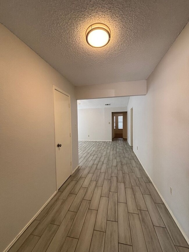 Photo - 7232 Laurelhill Ct S