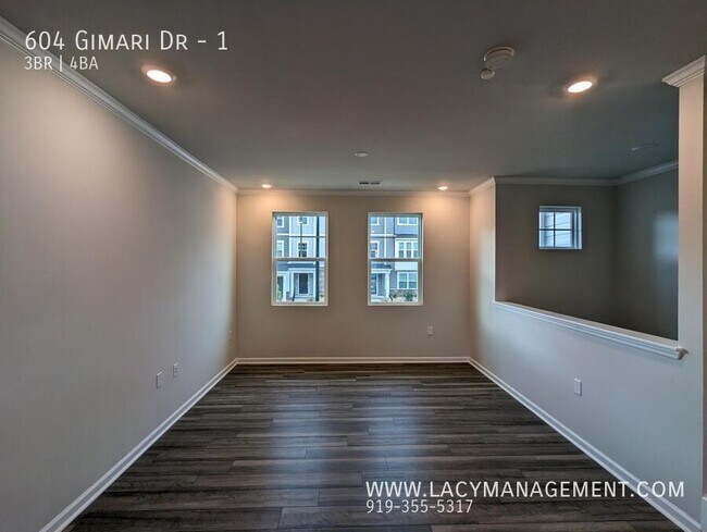 Photo - 604 Gimari Dr