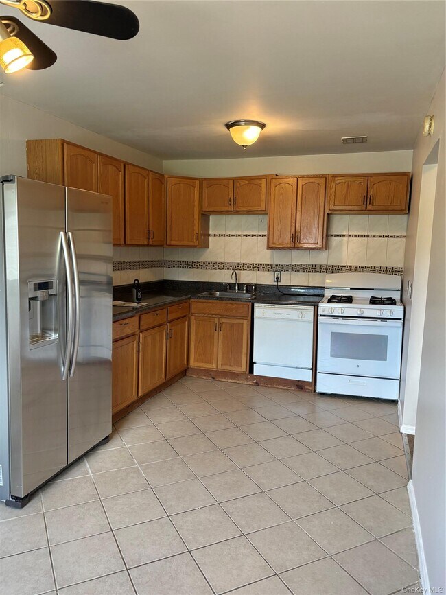 Photo - 4 Fishkill Glen Dr Unit C
