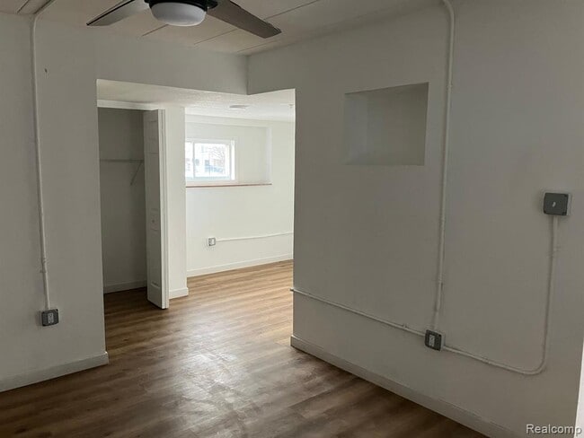 Photo - 1305 Washington Ave Unidad 8