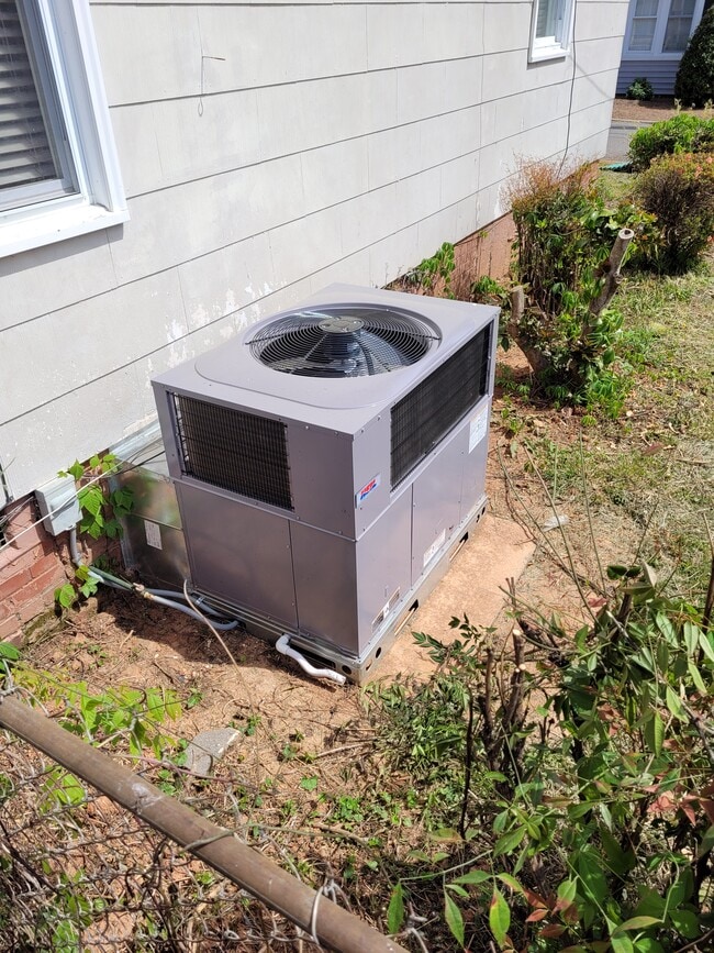 Photo - 725 Washington St