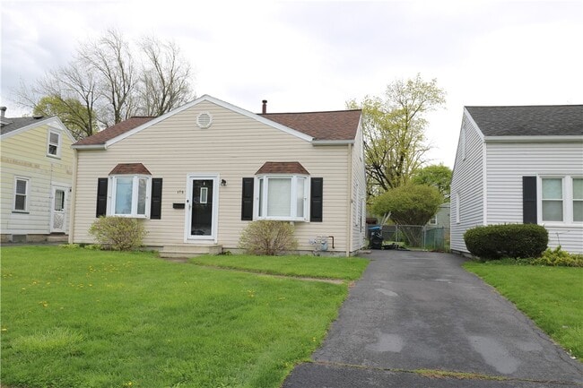 Photo - 175 English Rd