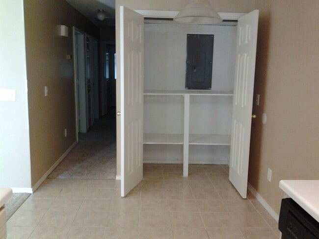 Photo - 545 Kirkland Ln