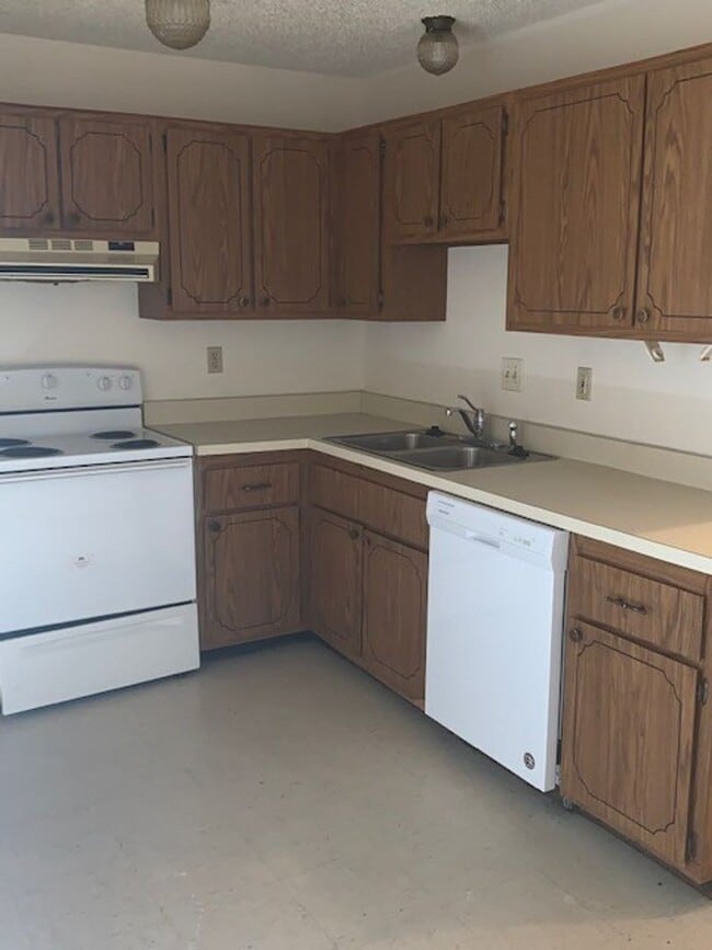 Photo - 2 Bedroom Townhouse in Arnold Unit A