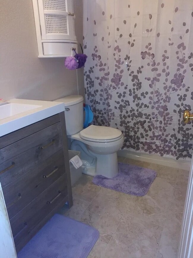 Photo - 557 Stellars Jay Dr