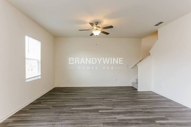 Photo - 84 Rowlett Pl