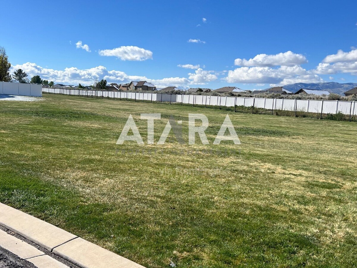 Photo - 2158 W 2180 N