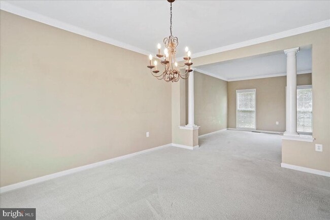 Photo - 319 Morlyn Dr