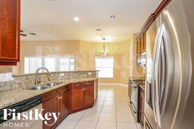 Photo - 1241 SW Wellington Ave Casa