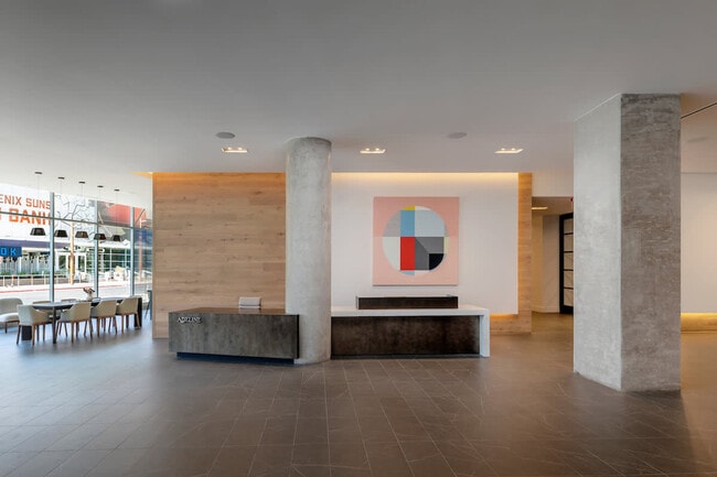 Photo - 222 E Jefferson St Unidad ID1369267P