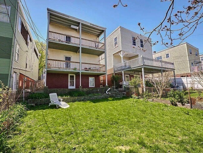 Photo - 48 Wordsworth St