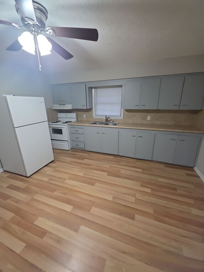 Photo - 221 Camp Dr Unit 221 Camp Dr