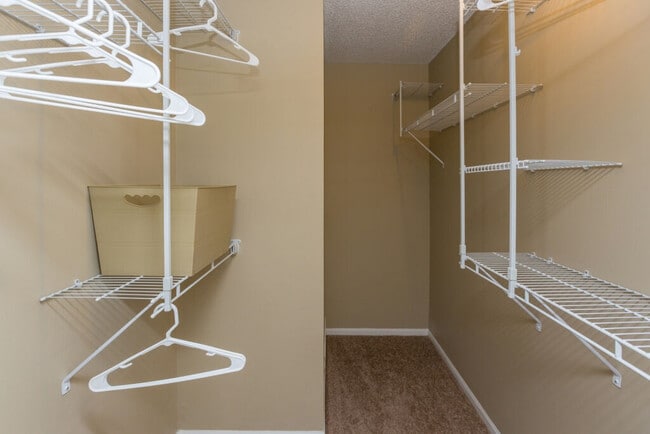 Ashworth Pointe & Foxboro Townhomes
