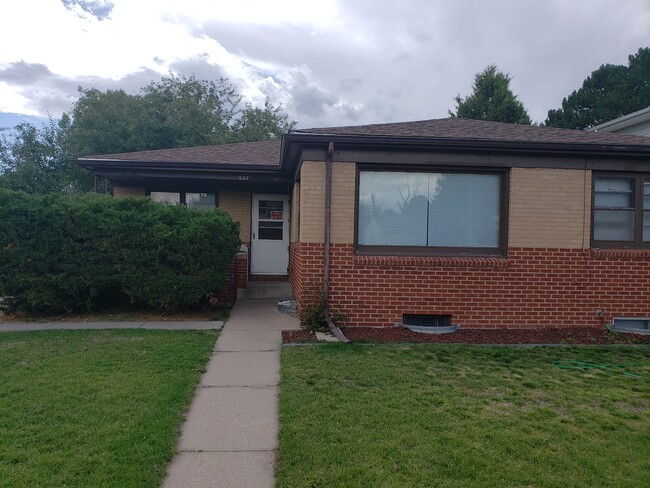 Building Photo - 227 Carroll Ave