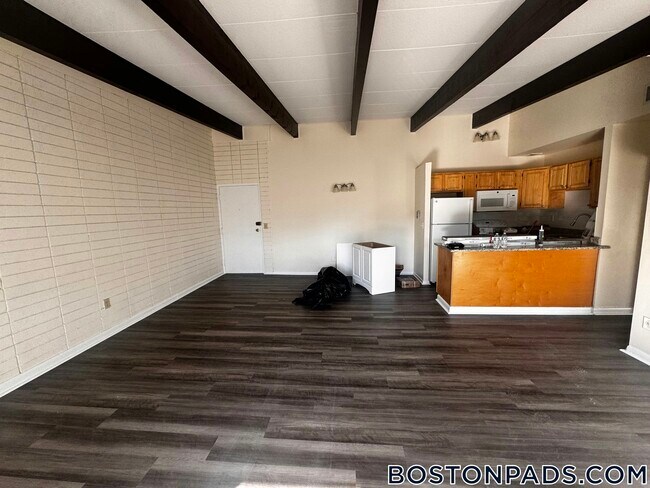 Photo - 16 Westgate Dr Unit 206