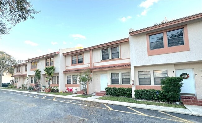 Building Photo - 9120 NW 40th St