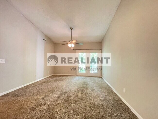 412 Marian Ln Unidad 12