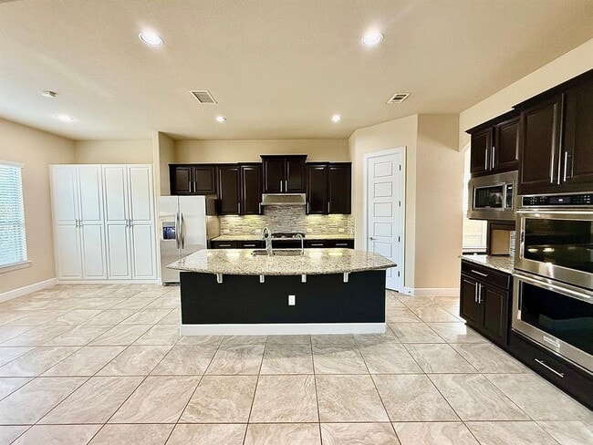 Photo - 9605 Brians Path