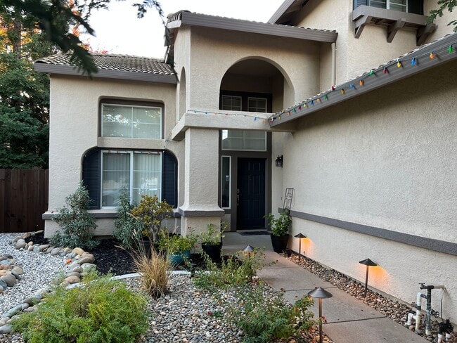 Photo - Charming 4 Bedroom Ridgeview Large Lot Home!